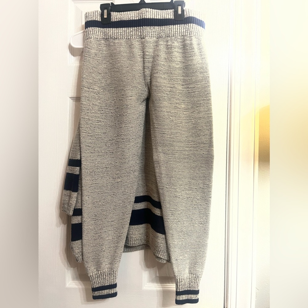 Two piece RVCA set - Picture 2 of 5